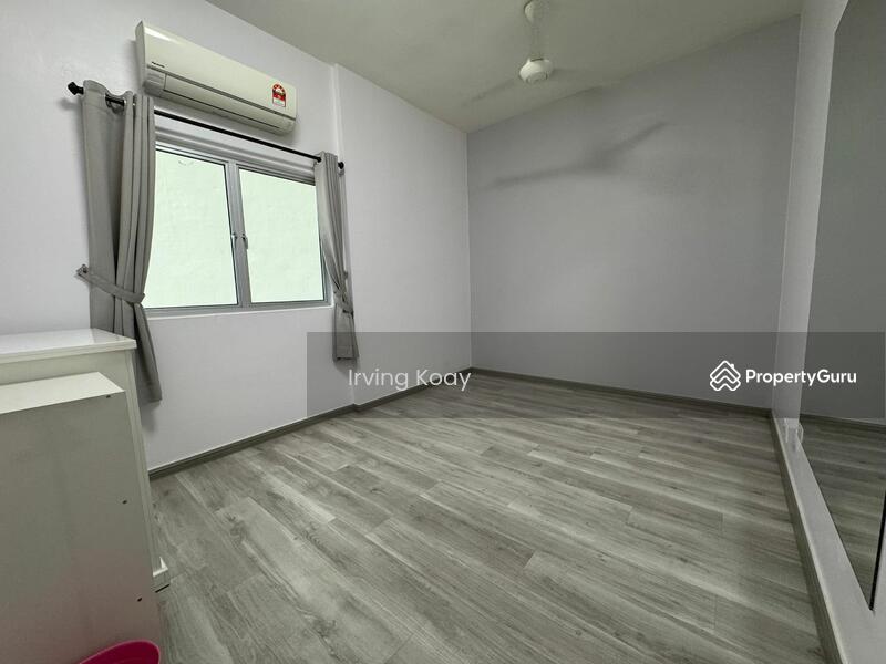 For Rent - One World 2 (1-Sky)
