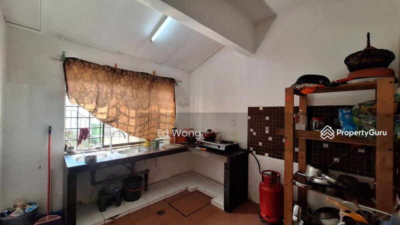 Untuk Dijual - Lucky Garden 1-Storey Terrace House