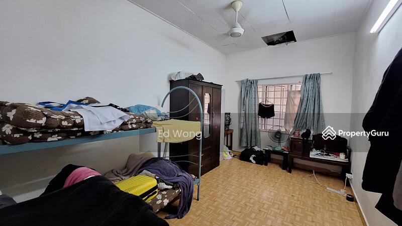 Untuk Dijual - Lucky Garden 1-Storey Terrace House