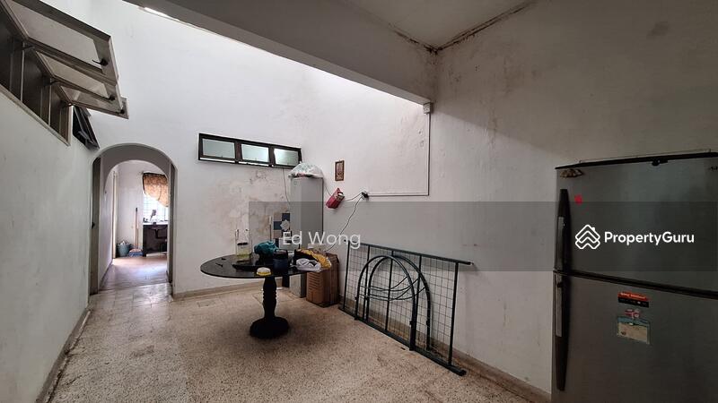 Untuk Dijual - Lucky Garden 1-Storey Terrace House