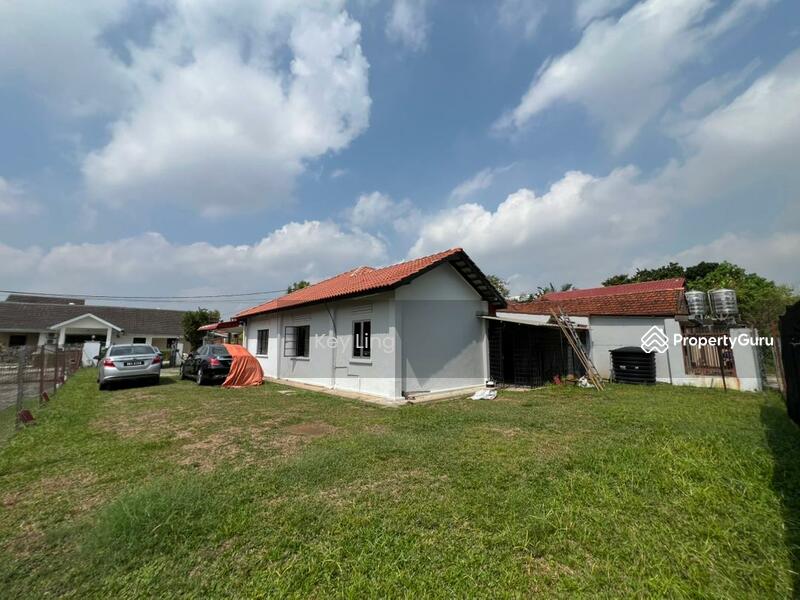 For Rent - Seksyen 4