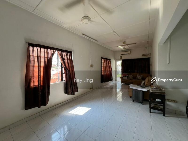 For Rent - Seksyen 4
