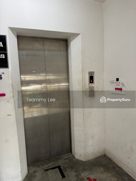 For Rent - Lift Corner 1st Floor Office Metro Avenue Kajang , Near Yuhua School