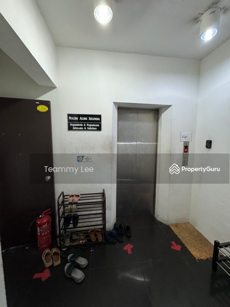 For Rent - Lift Corner 1st Floor Office Metro Avenue Kajang , Near Yuhua School