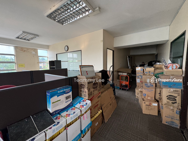 For Rent - Lift Corner 1st Floor Office Metro Avenue Kajang , Near Yuhua School