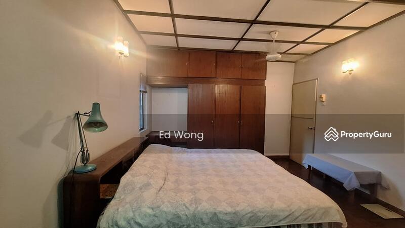 Untuk Dijual - Taman Bangsar 2-Storey End lot Terrace House
