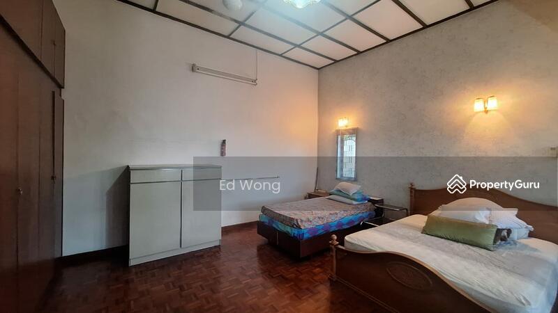 Untuk Dijual - Taman Bangsar 2-Storey End lot Terrace House