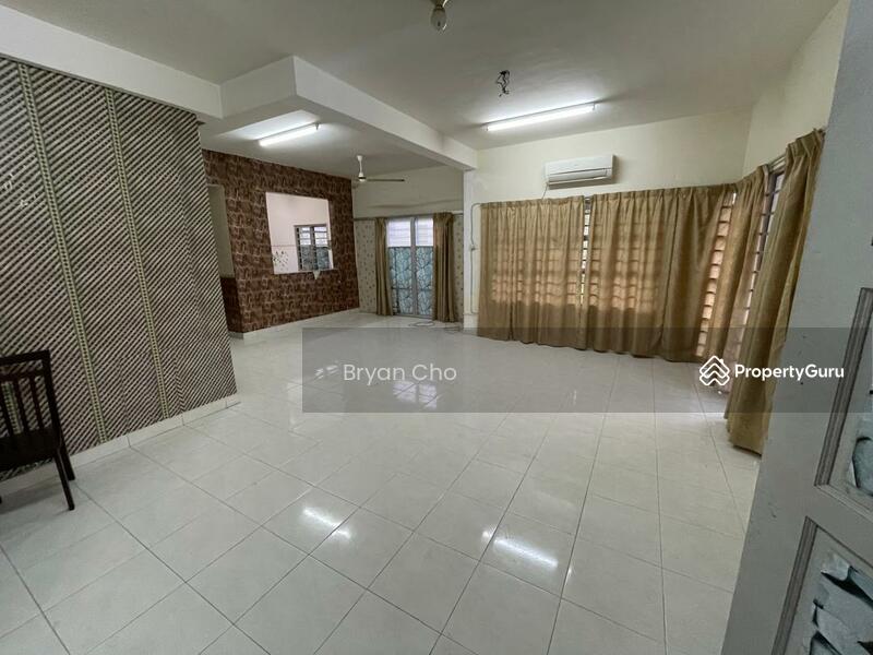 For Rent - ( Rent ) Corner Semi-d 2 storey | Taman tasik semenyih | 4004 sf