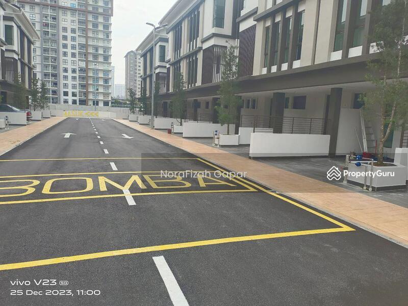 For Sale - Residensi Harmoni Townhouse, Kayu Ara, Bandar Utama