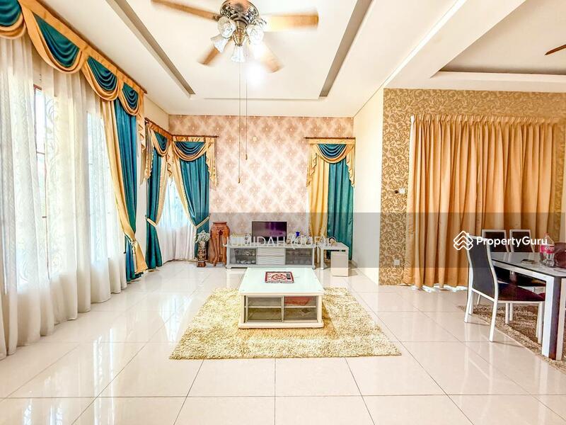 RENOVATED Double Storey Semi-D Warisan Puteri, Sikamat Seremban