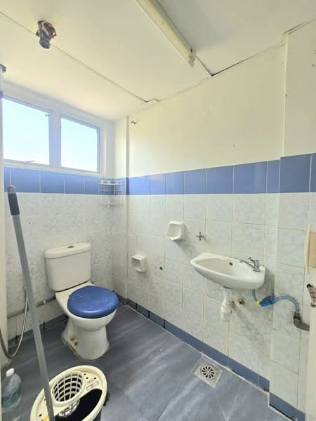 Apartment for Sale at Casmaria Apartment - Azrul Ismail - Bathroom - PropertyGuru.com.my