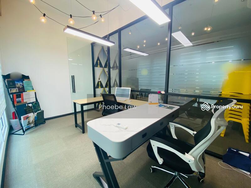 Untuk Disewa - Office