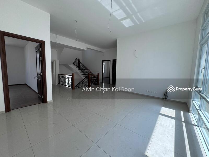 For Sale - Straits Courtyard