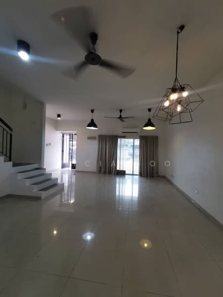 2-storey Terraced House for Sale in Sutera Damansara (Damansara Damai) - Alicia Soo - Living Room - PropertyGuru.com.my