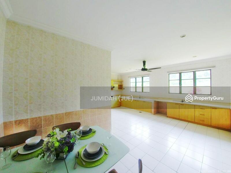 BUNGALOW DOUBLE STOREY BEVERLY ROW IOI RESORT CITY PUTRAJAYA