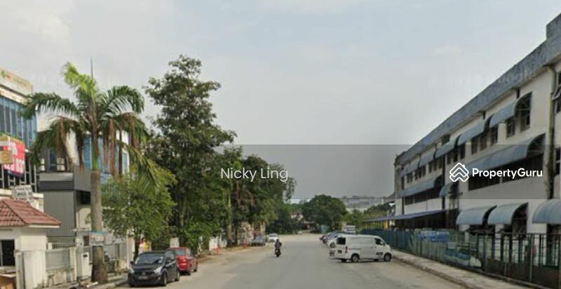 For Rent - Corner factory with 3 storey office at shah alam seksyen 34 for rent