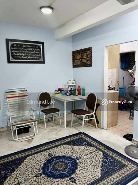 For Sale - 2-storey Terrace House at Seksyen 18