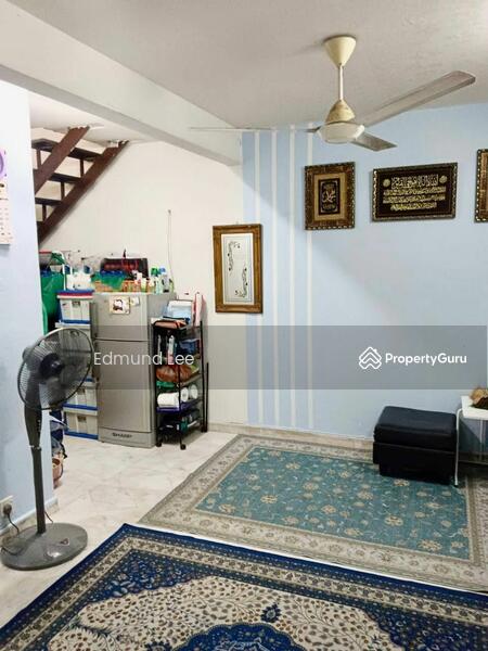For Sale - 2-storey Terrace House at Seksyen 18