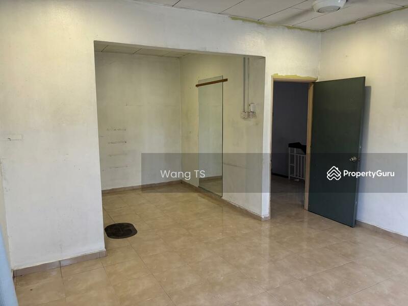 Untuk Dijual - Double Storey Semi Detached. Taman Petani Jaya. Sungai Petani.