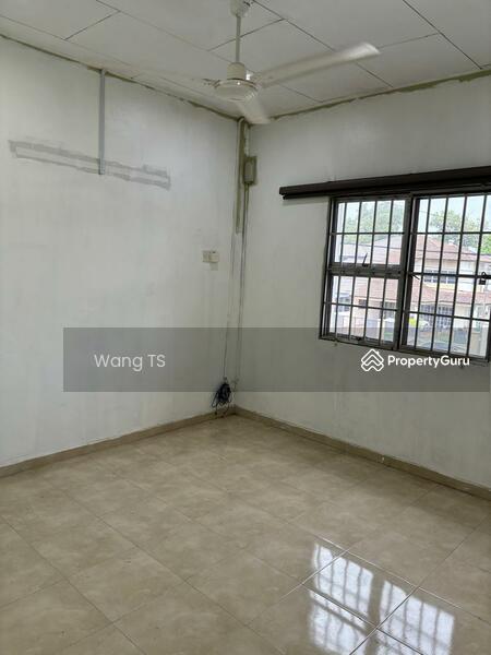Untuk Dijual - Double Storey Semi Detached. Taman Petani Jaya. Sungai Petani.