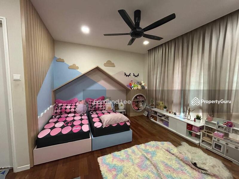 For Sale - Semi-Detached House at Bukit Jelutong
