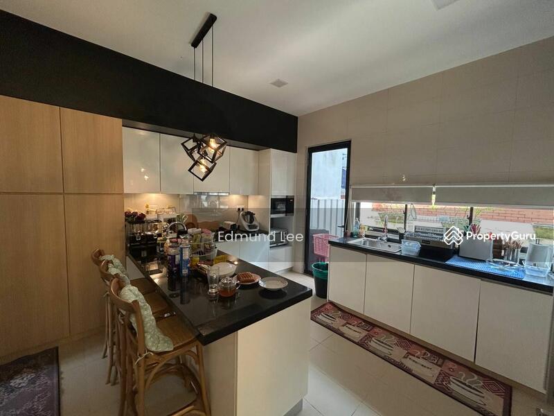 For Sale - Semi-Detached House at Bukit Jelutong