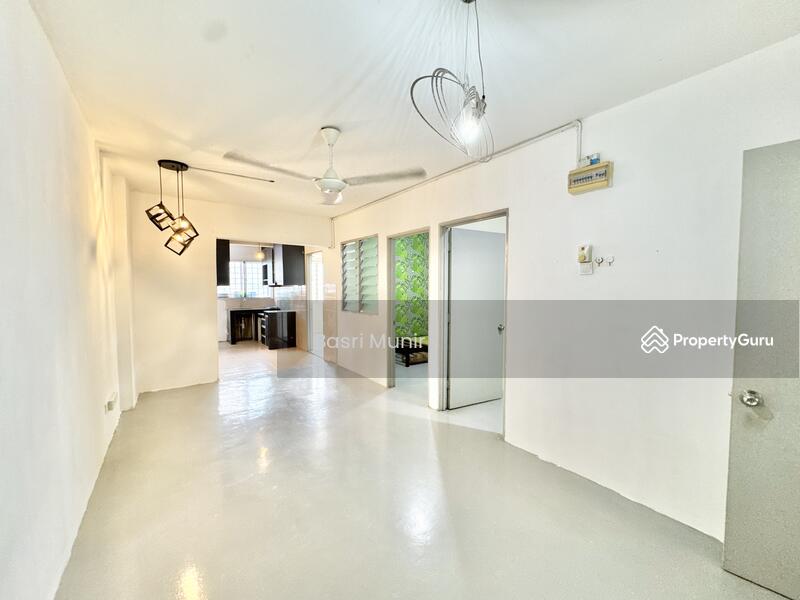 For Sale - Taman Industrial Lembah Jaya Flat