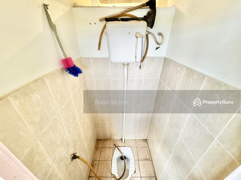 For Sale - Taman Industrial Lembah Jaya Flat