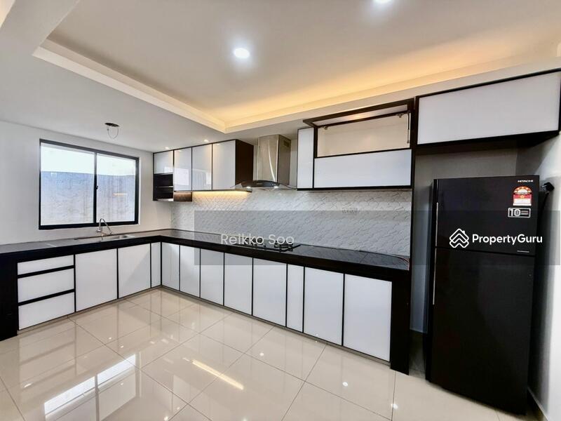 For Sale - Taman Menjalara