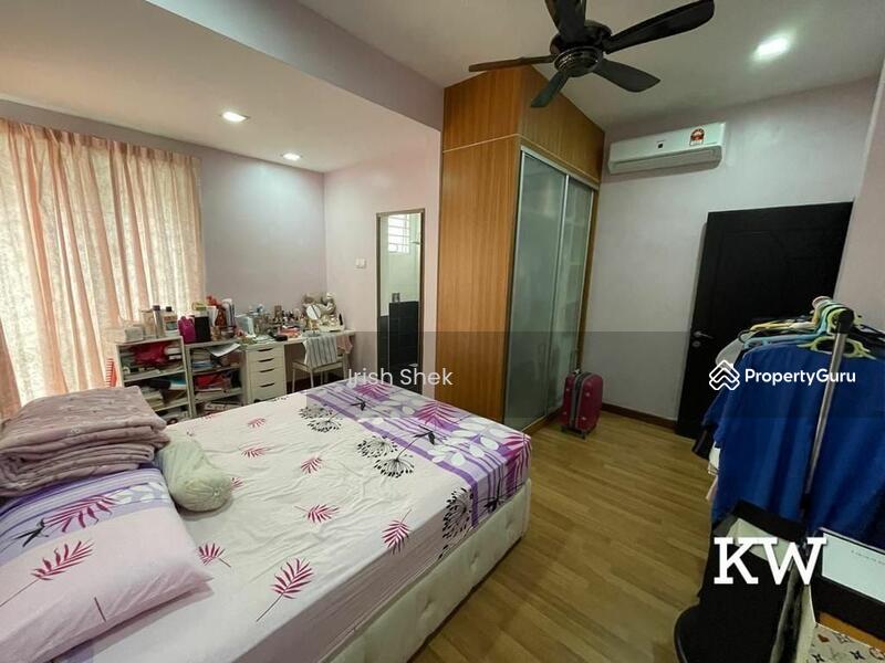 For Sale - Zero-Lot Bungalow at Kota Kemuning
