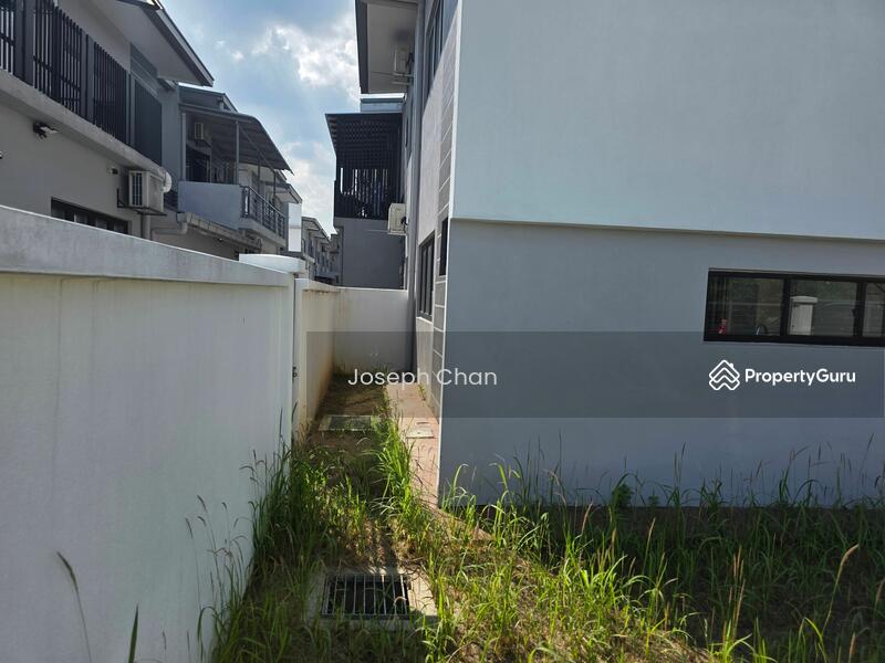 Untuk Dijual - Clover Cahaya Alam Corner Lot Section U12