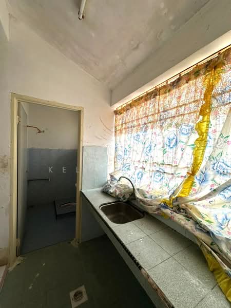 Rumah Teres 1-Tingkat untuk Dijual di Taman Kampar Perdana (Kampar) - Kelvin Foo - Kitchen - PropertyGuru.com.my