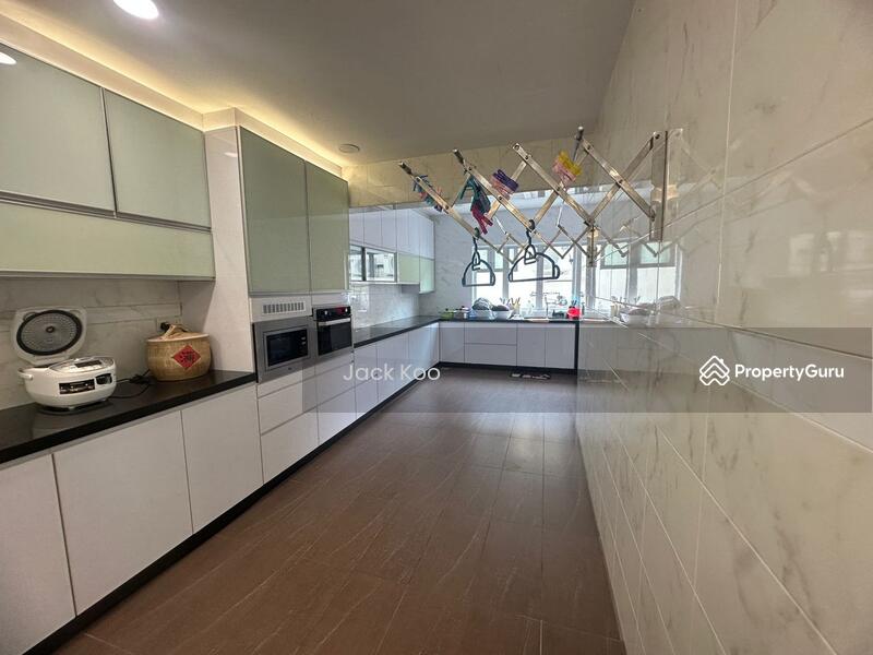 Untuk Dijual - Taman Molek (Redang Villa Semi D)