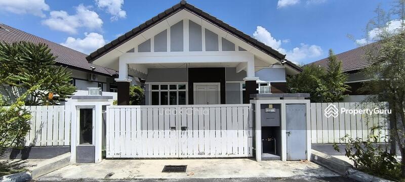 For Sale - Bungalow House - Taman Bukit Senawang Perdana @ Senawang