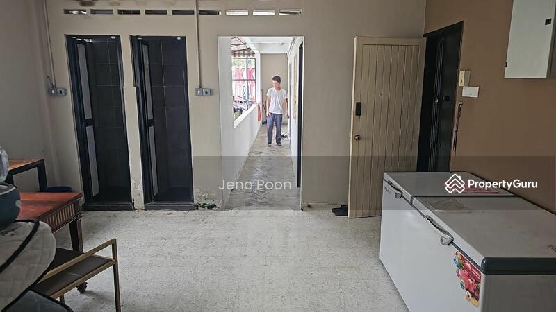 For Rent - Jalan Berangan