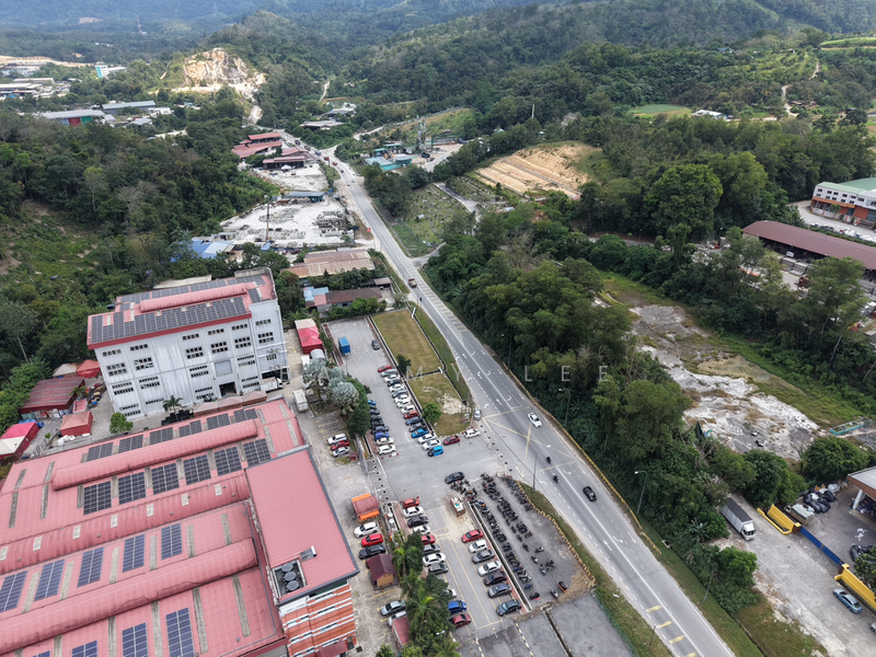 For Sale - 1,.72 Acres Mainroad Industrial Land Jalan Sungai Tekali Kampung Baru Makau , Hulu Langat