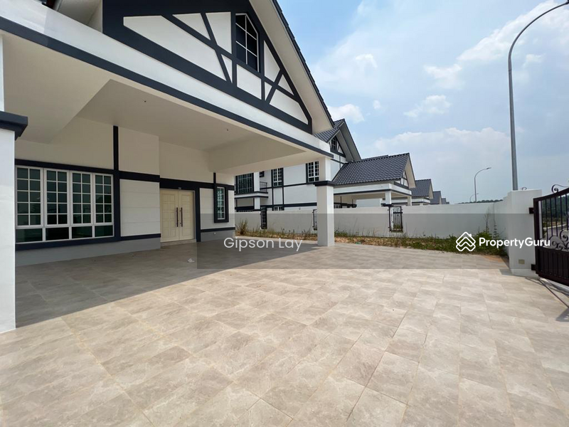 For Sale - Bungalow at Taman Parkland