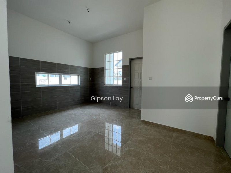 For Sale - Bungalow at Taman Parkland