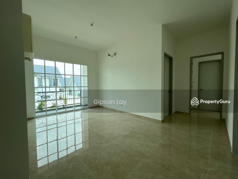 For Sale - Bungalow at Taman Parkland