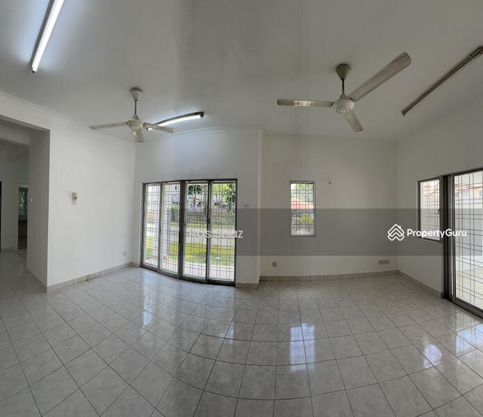 For Rent - Bukit Subang