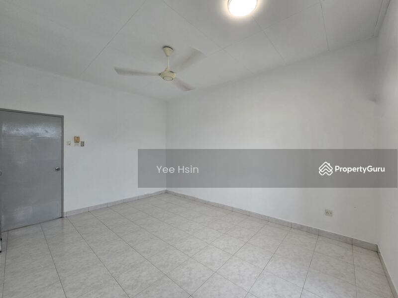 For Sale - Nusa Bestari Shoplot Apartment