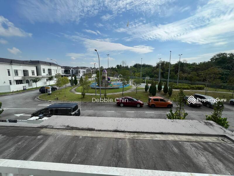 Untuk Dijual - Setia Tropika