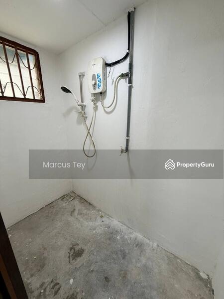 Untuk Dijual - Sri Pulai Sris Pulais