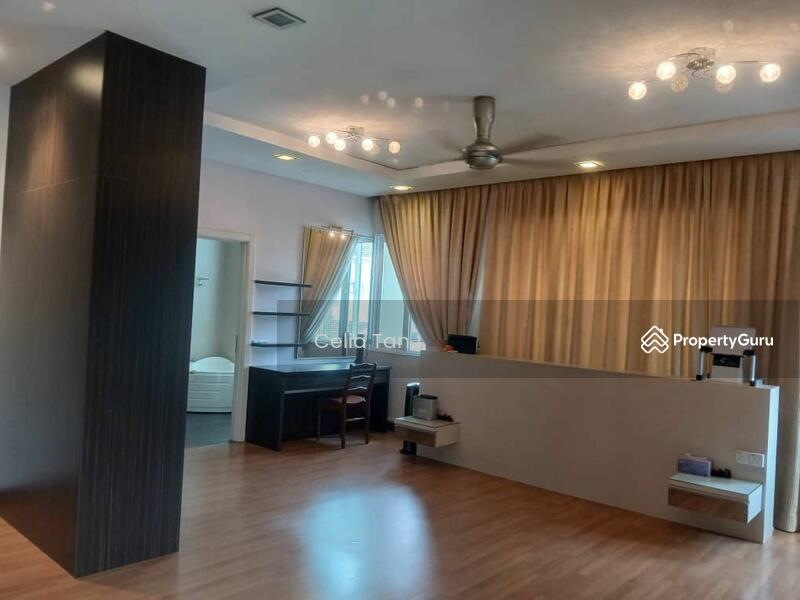 For Sale - Zero-Lot Bungalow at Kota Kemuning