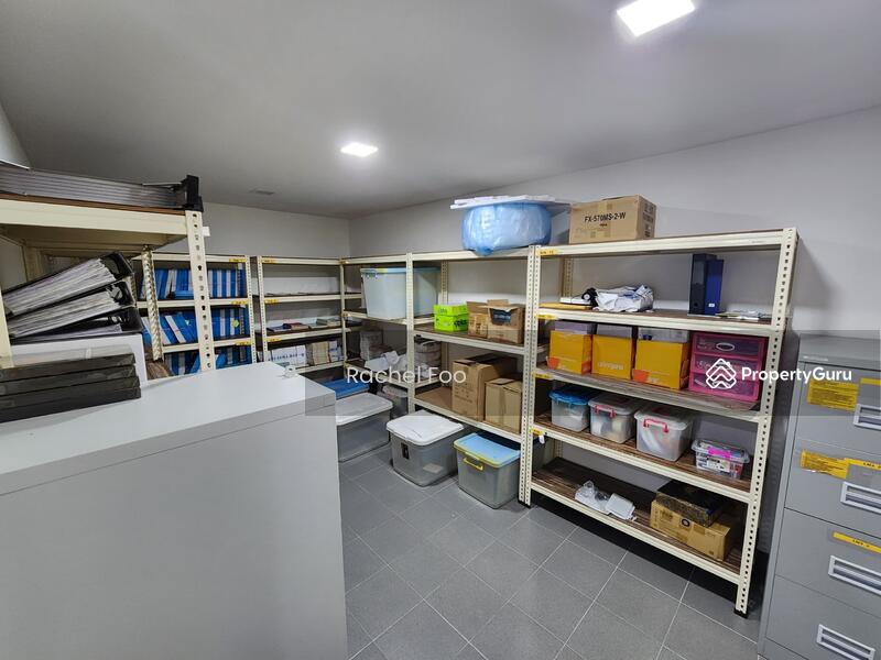 For Rent - Diamond Square