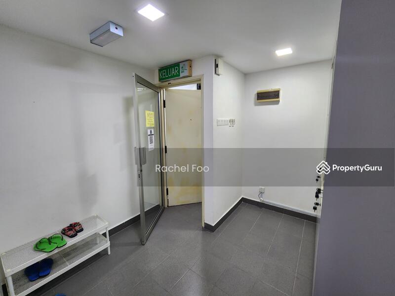 For Rent - Diamond Square