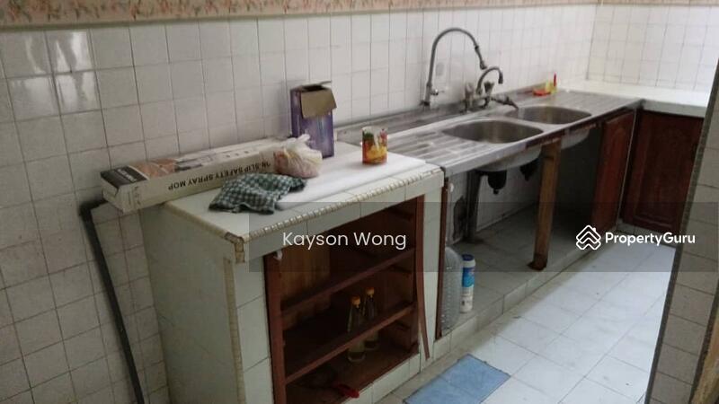 Untuk Dijual - 2.5-storey Terraced House