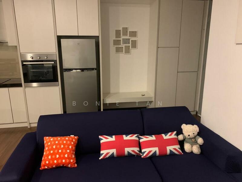 Untuk Disewa - Silk Sky