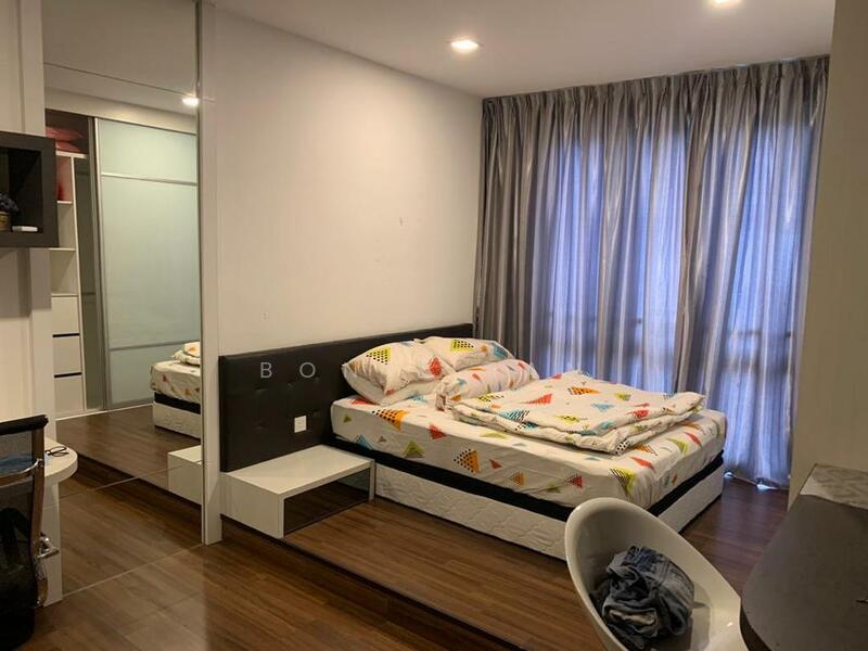 Untuk Disewa - Silk Sky