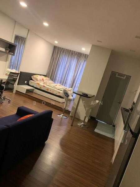 Untuk Disewa - Silk Sky